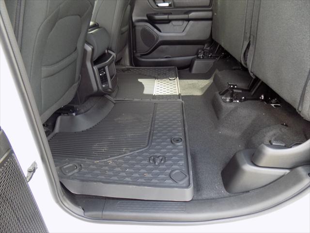 2026 Ram 1500 Warlock Crew Cab 4x4 5'7" Box