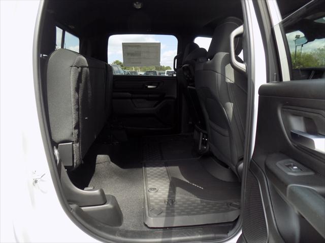 2026 Ram 1500 Warlock Crew Cab 4x4 5'7" Box