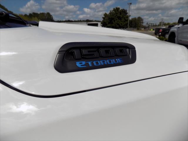2026 Ram 1500 Warlock Crew Cab 4x4 5'7" Box