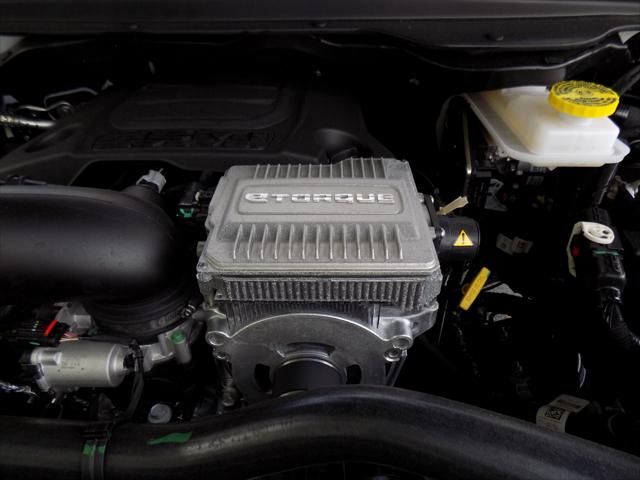 2026 Ram 1500 Warlock Crew Cab 4x4 5'7" Box