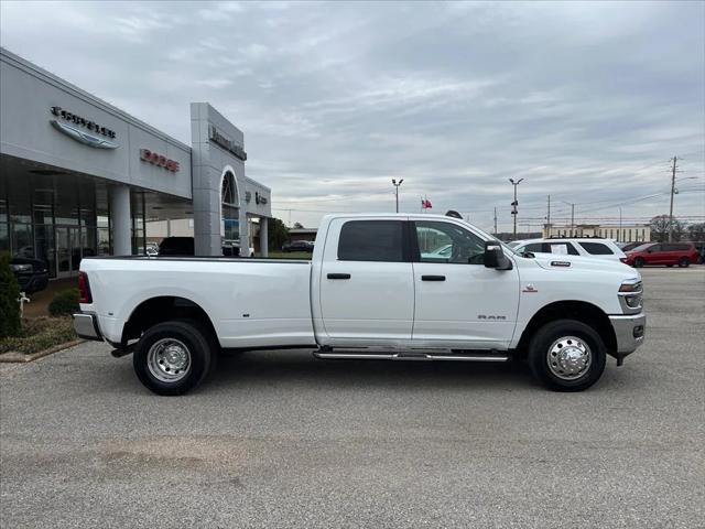 2026 Ram 3500 Big Horn Crew Cab 4x4 8' Box