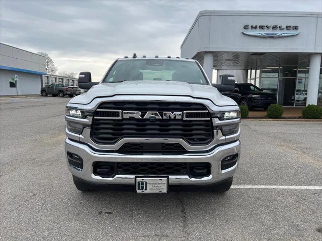 2026 Ram 3500 Big Horn Crew Cab 4x4 8' Box