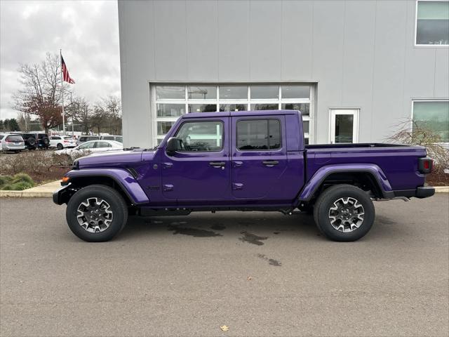 2026 Jeep Gladiator GLADIATOR SAHARA 4X4