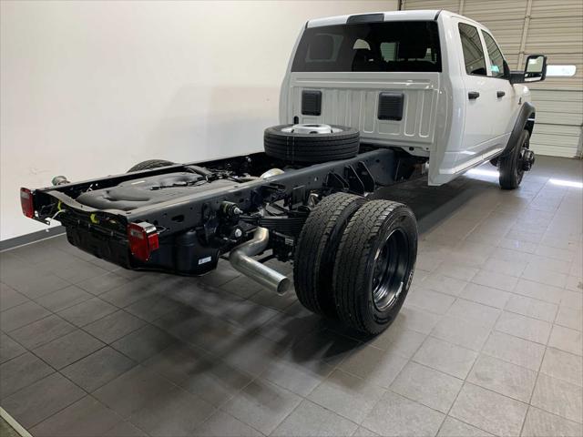 2026 RAM Ram 5500 Chassis Cab RAM 5500 TRADESMAN CHASSIS CREW CAB 4X4 60 CA