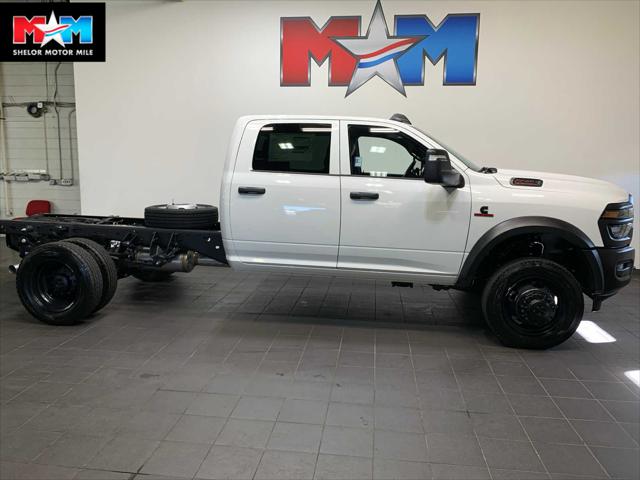 2026 RAM Ram 5500 Chassis Cab RAM 5500 TRADESMAN CHASSIS CREW CAB 4X4 60 CA