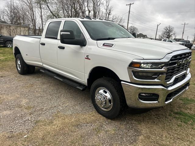 2026 RAM Ram 3500 RAM 3500 TRADESMAN CREW CAB 4X4 8 BOX