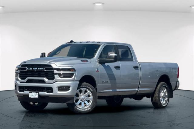 2026 RAM 3500 RAM 3500 BIG HORN CREW CAB 4X4 8 BOX
