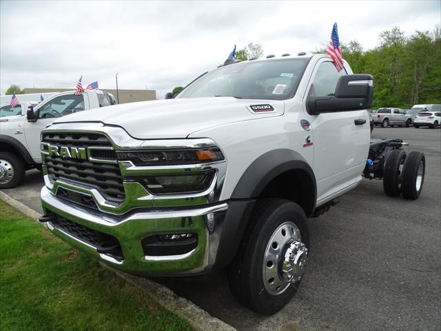 2026 RAM Ram 5500 Chassis Cab RAM 5500 TRADESMAN CHASSIS REGULAR CAB 4X4 84 CA 2026 RAM Ram 5500 Chassis Cab RAM 5500 TRADESMAN CHASSIS REGULAR CAB 4X4 84 CA