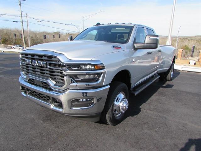 2026 RAM Ram 3500 RAM 3500 TRADESMAN CREW CAB 4X4 8 BOX