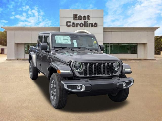 2026 Jeep Gladiator GLADIATOR SAHARA 4X4