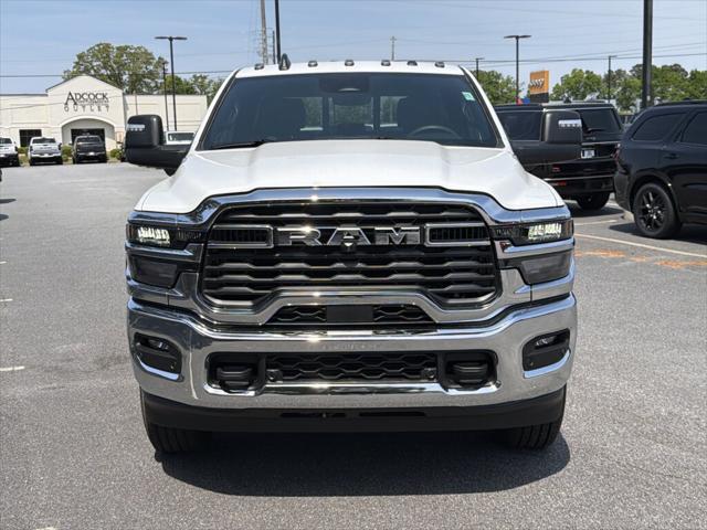 2026 RAM 2500 RAM 2500 TRADESMAN CREW CAB 4X4 64 BOX