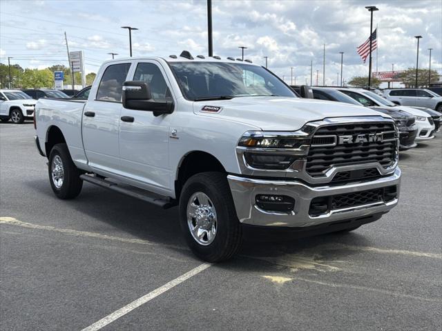2026 RAM 2500 RAM 2500 TRADESMAN CREW CAB 4X4 64 BOX