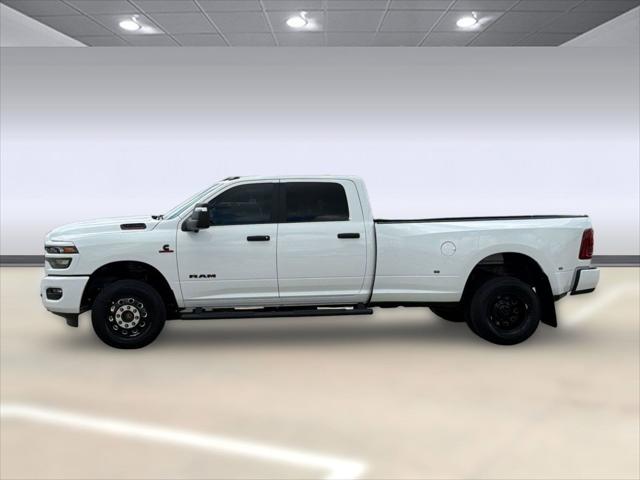 2026 RAM Ram 3500 RAM 3500 BIG HORN CREW CAB 4X4 8 BOX