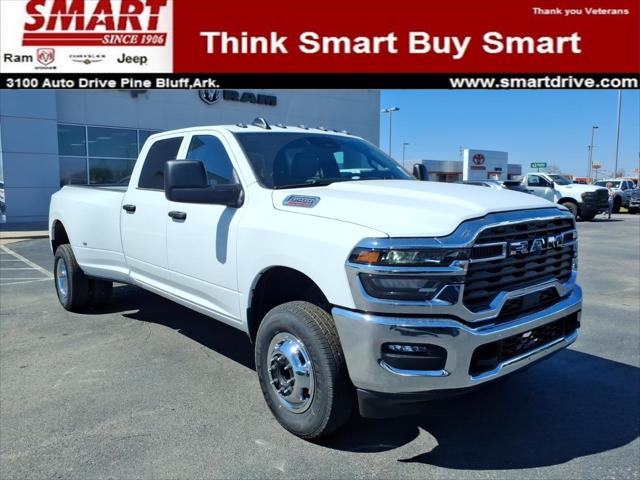 2026 RAM Ram 3500 RAM 3500 TRADESMAN CREW CAB 4X4 8 BOX