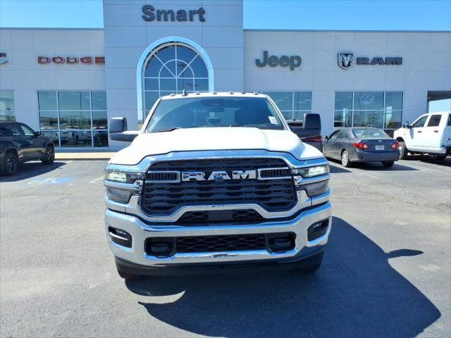 2026 RAM Ram 3500 RAM 3500 TRADESMAN CREW CAB 4X4 8 BOX
