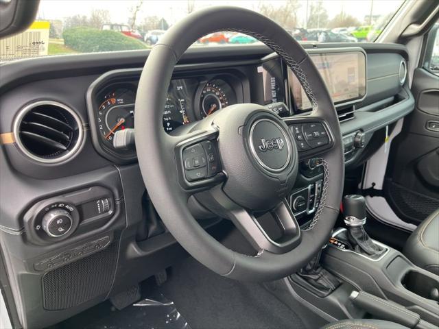 2026 Jeep Gladiator GLADIATOR SAHARA 4X4