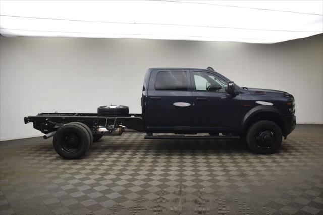 2026 RAM Ram 5500 Chassis Cab RAM 5500 TRADESMAN CHASSIS CREW CAB 4X4 60 CA