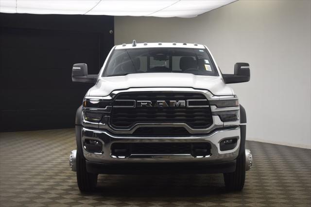 2026 RAM Ram 5500 Chassis Cab RAM 5500 TRADESMAN CHASSIS CREW CAB 4X4 60 CA