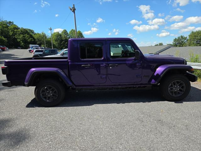 2026 Jeep Gladiator GLADIATOR SPORT S 4X4 2026 Jeep Gladiator GLADIATOR SPORT S 4X4