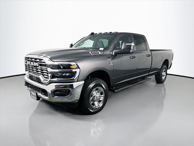 2026 RAM Ram 3500 RAM 3500 TRADESMAN CREW CAB 4X4 8 BOX