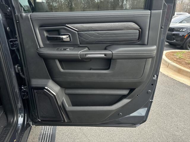 2026 Ram 3500 Limited Mega Cab 4x4 6'4" Box
