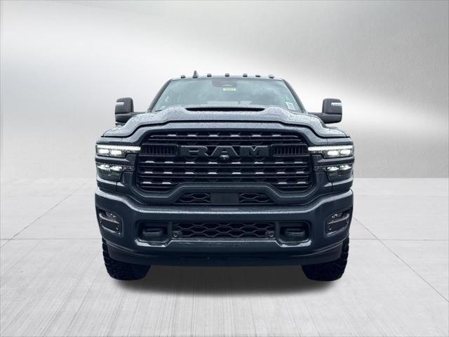 2026 RAM 3500 RAM 3500 LIMITED MEGA CAB 4X4 64 BOX