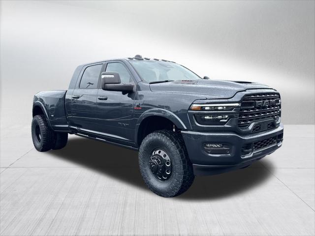 2026 RAM 3500 RAM 3500 LIMITED MEGA CAB 4X4 64 BOX
