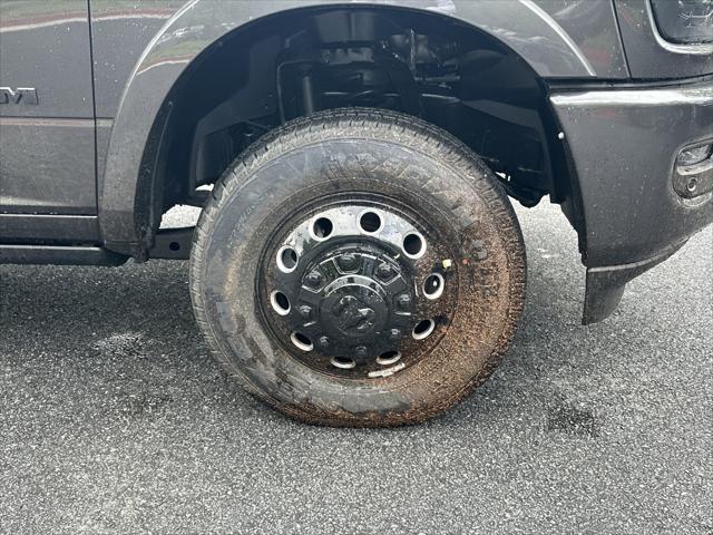 2026 Ram 3500 Limited Mega Cab 4x4 6'4" Box