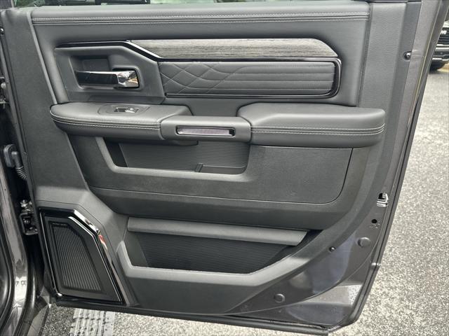 2026 Ram 3500 Limited Mega Cab 4x4 6'4" Box