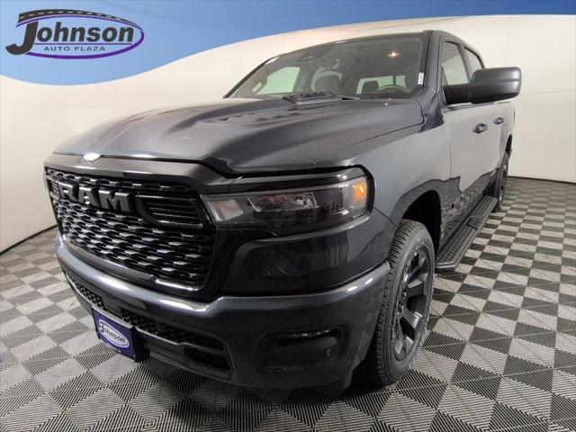 2026 RAM Ram 1500 RAM 1500 EXPRESS CREW CAB 4X4 57 BOX 2026 RAM Ram 1500 RAM 1500 EXPRESS CREW CAB 4X4 57 BOX
