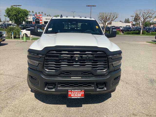 2026 RAM Ram 3500 RAM 3500 TRADESMAN CREW CAB 4X4 8 BOX