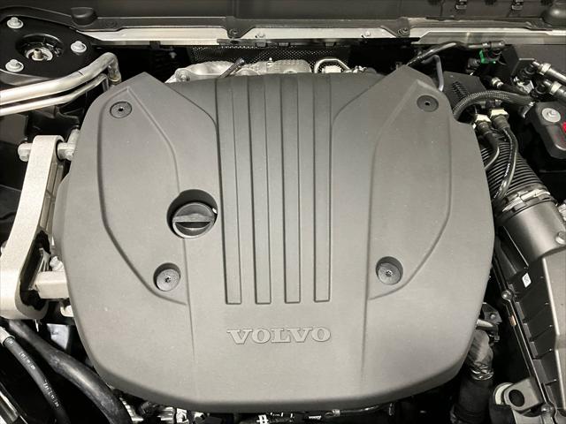 2026 Volvo XC60 B5 Core