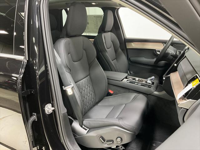 2026 Volvo XC90 Core, B6 AWD Gas (mild hybrid), Gasoline, Bright, 7 Seats
