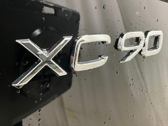 2026 Volvo XC90 Core, B6 AWD Gas (mild hybrid), Gasoline, Bright, 7 Seats