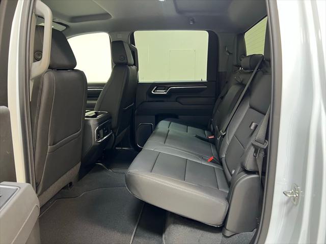 2026 GMC Sierra 2500HD Crew Cab, Standard Bed, SLT, 4WD