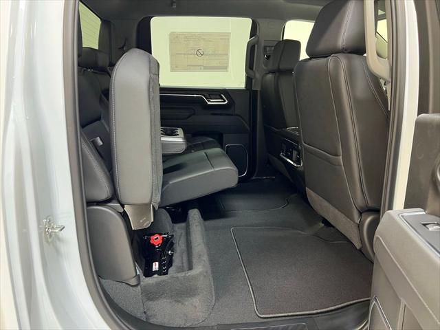 2026 GMC Sierra 2500HD Crew Cab, Standard Bed, SLT, 4WD