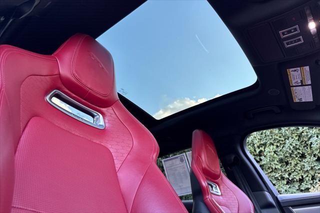 2021 Jaguar F-PACE R-Dynamic S P400 AWD Automatic