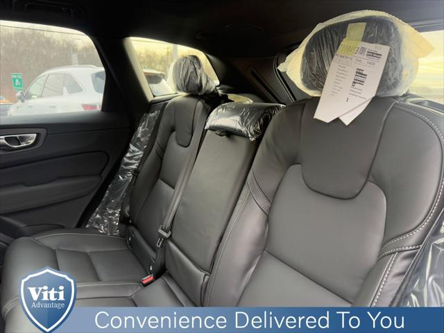 2026 Volvo XC60 B5 Ultra Black Edition