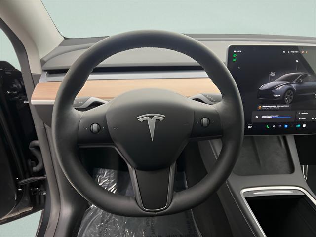 2025 Tesla Model Y Long Range Dual Motor All-Wheel Drive