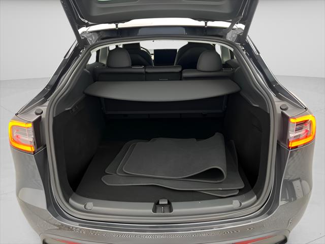 2025 Tesla Model Y Long Range Dual Motor All-Wheel Drive