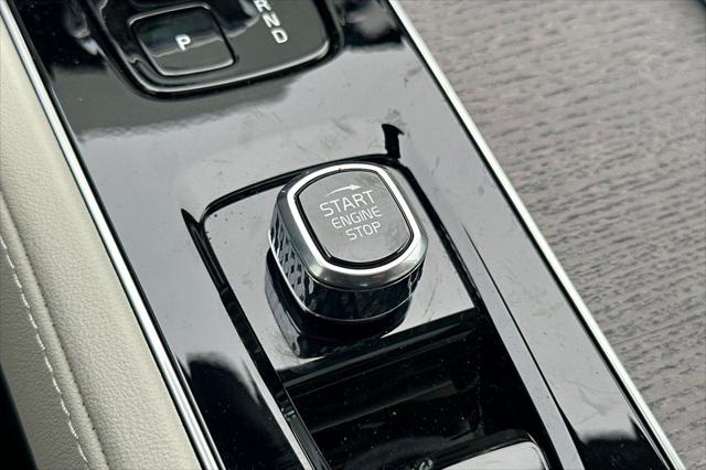 2026 Volvo XC90 Plug-In Hybrid Ultra Dark Theme, T8 AWD, Electric/Gasoline, 7 Seats
