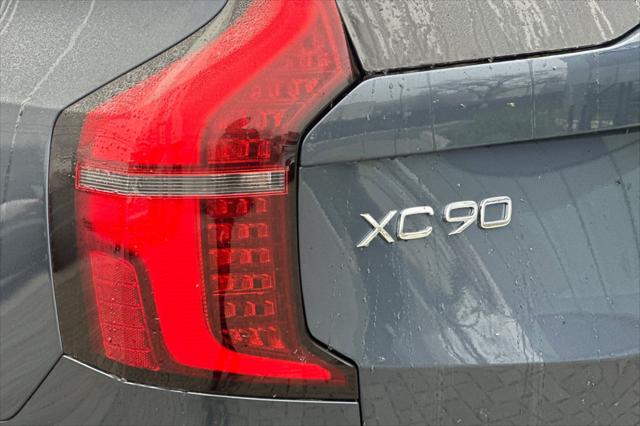 2026 Volvo XC90 Plug-In Hybrid Ultra Dark Theme, T8 AWD, Electric/Gasoline, 7 Seats