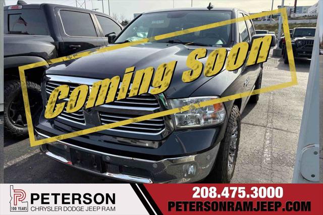 2017 RAM 1500 Big Horn Crew Cab 4x4 57 Box