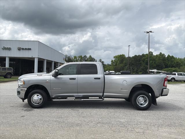 2024 Ram 3500 Big Horn Crew Cab 4x4 8' Box