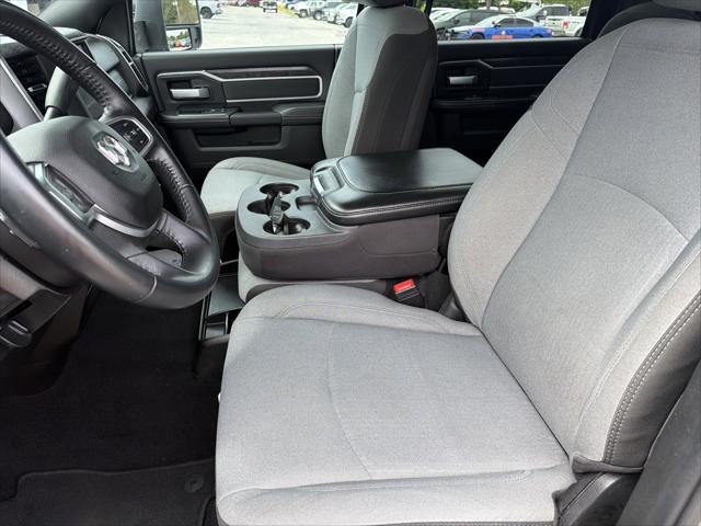 2024 Ram 3500 Big Horn Crew Cab 4x4 8' Box