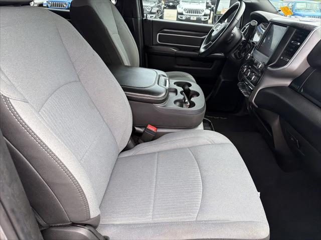 2024 Ram 3500 Big Horn Crew Cab 4x4 8' Box