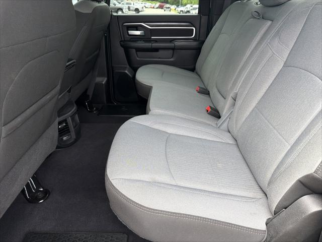 2024 Ram 3500 Big Horn Crew Cab 4x4 8' Box