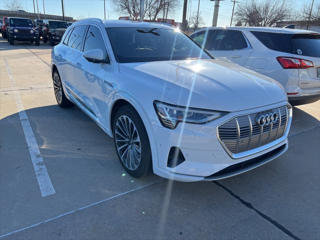 2019 Audi e-tron Premium Plus