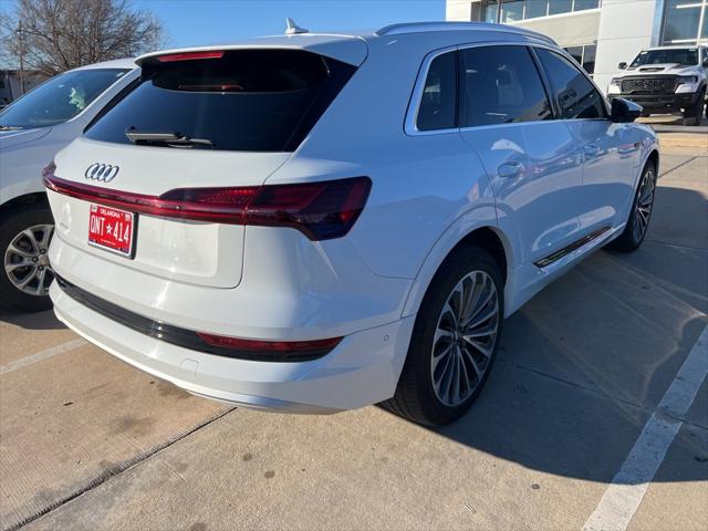 2019 Audi e-tron Premium Plus