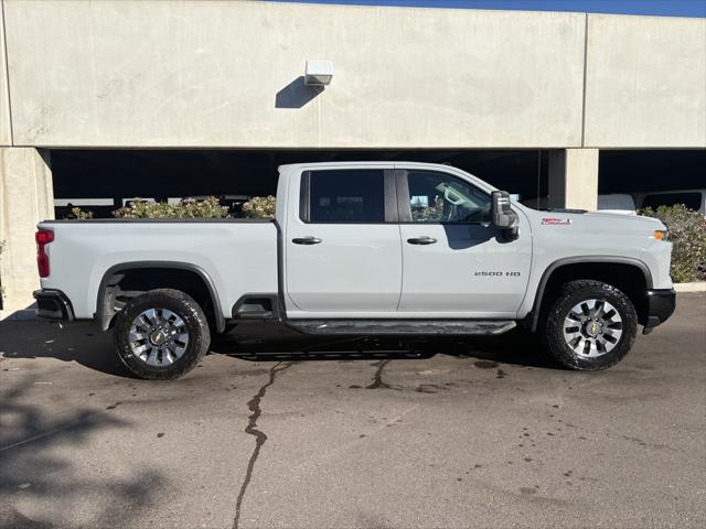 2024 Chevrolet Silverado 2500HD 4WD Crew Cab Standard Bed Custom